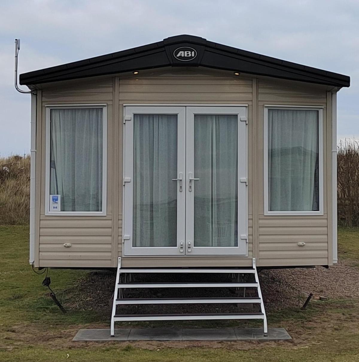 Eagle'S Den Caravan Lossiemouth Exterior foto