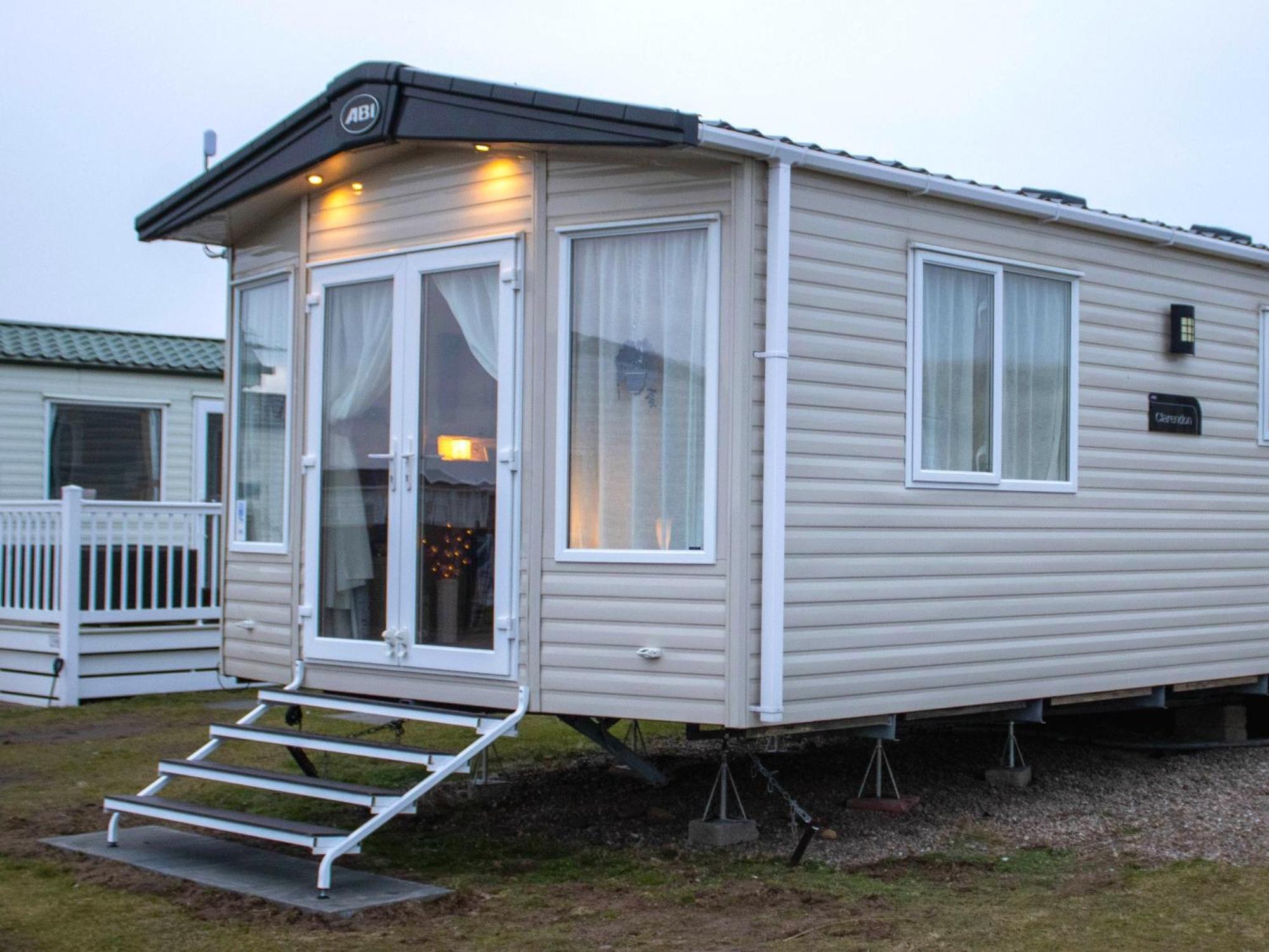 Eagle'S Den Caravan Lossiemouth Exterior foto